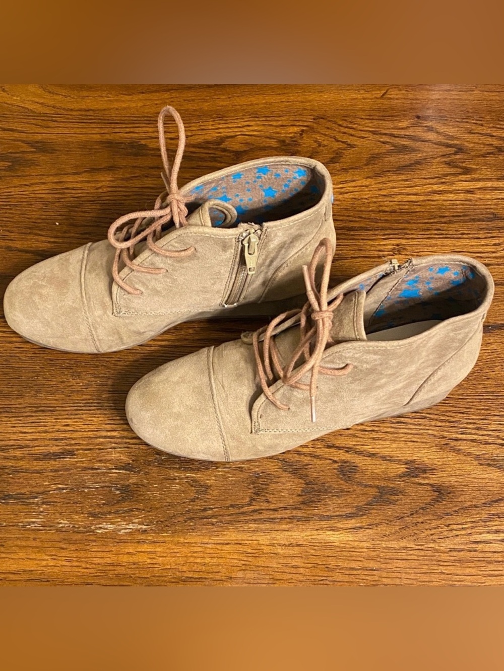 Cat & Jack Kids Tan Faux Suede Lace Up Ankle Boots Side Zip Wedge Booties